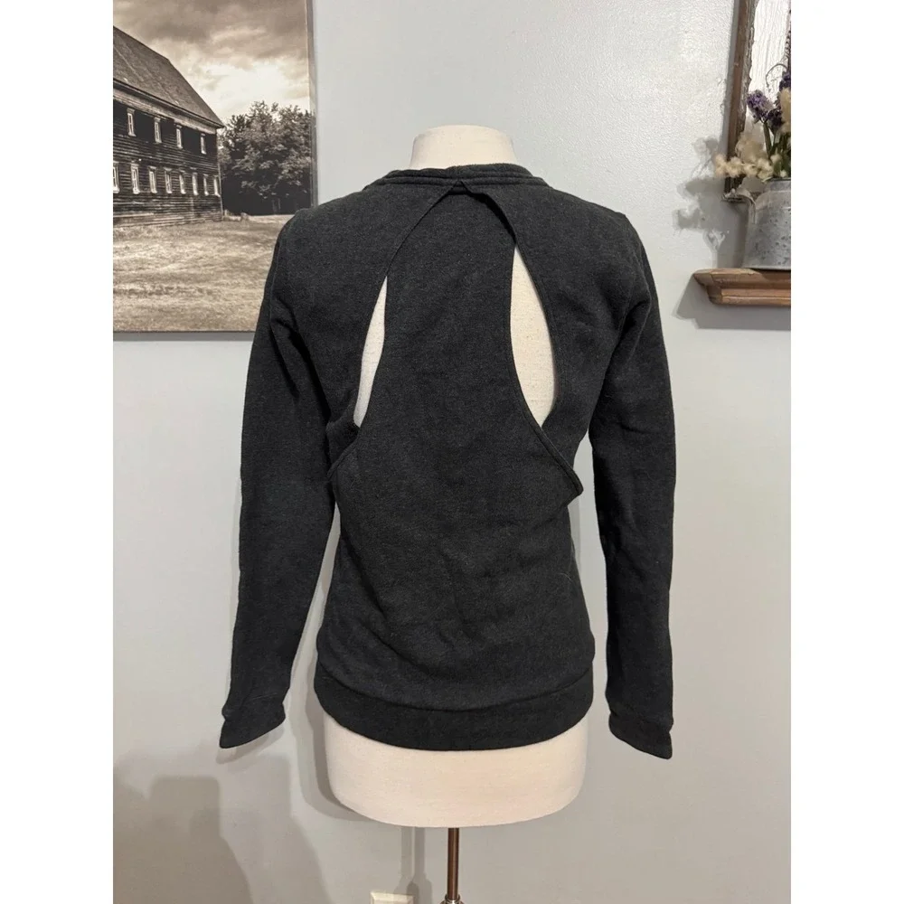 Lululemon &Go Endeavor long sleeve sweatshirt heathered black‎ back cutout 6